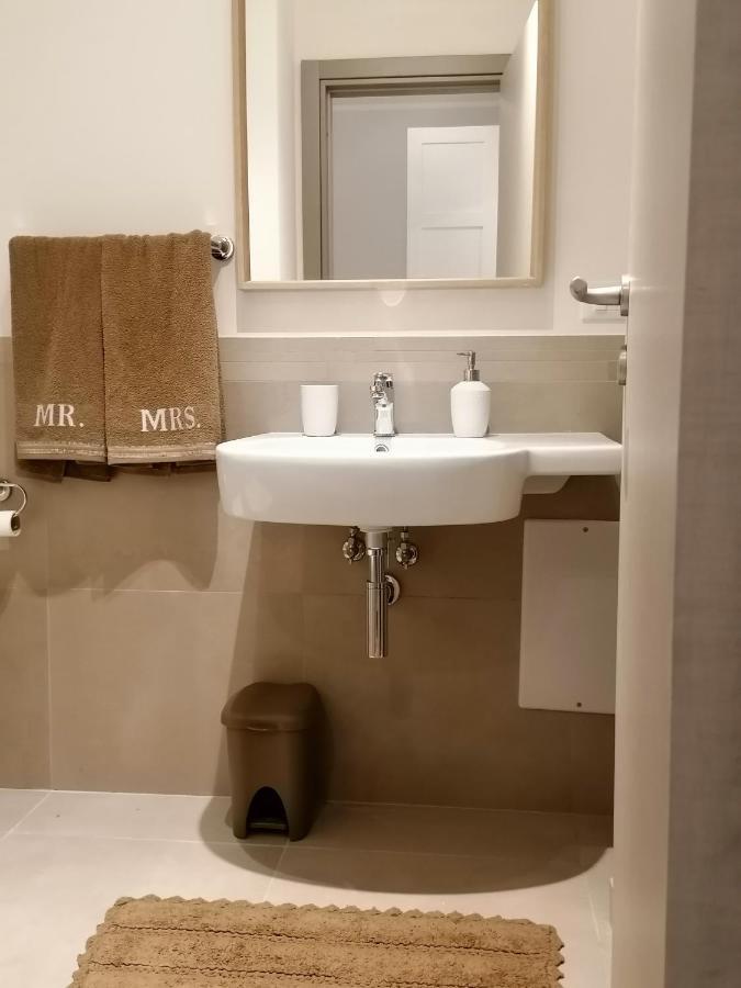 Holidaystudio Appartamento In Centro Salerno Ngoại thất bức ảnh